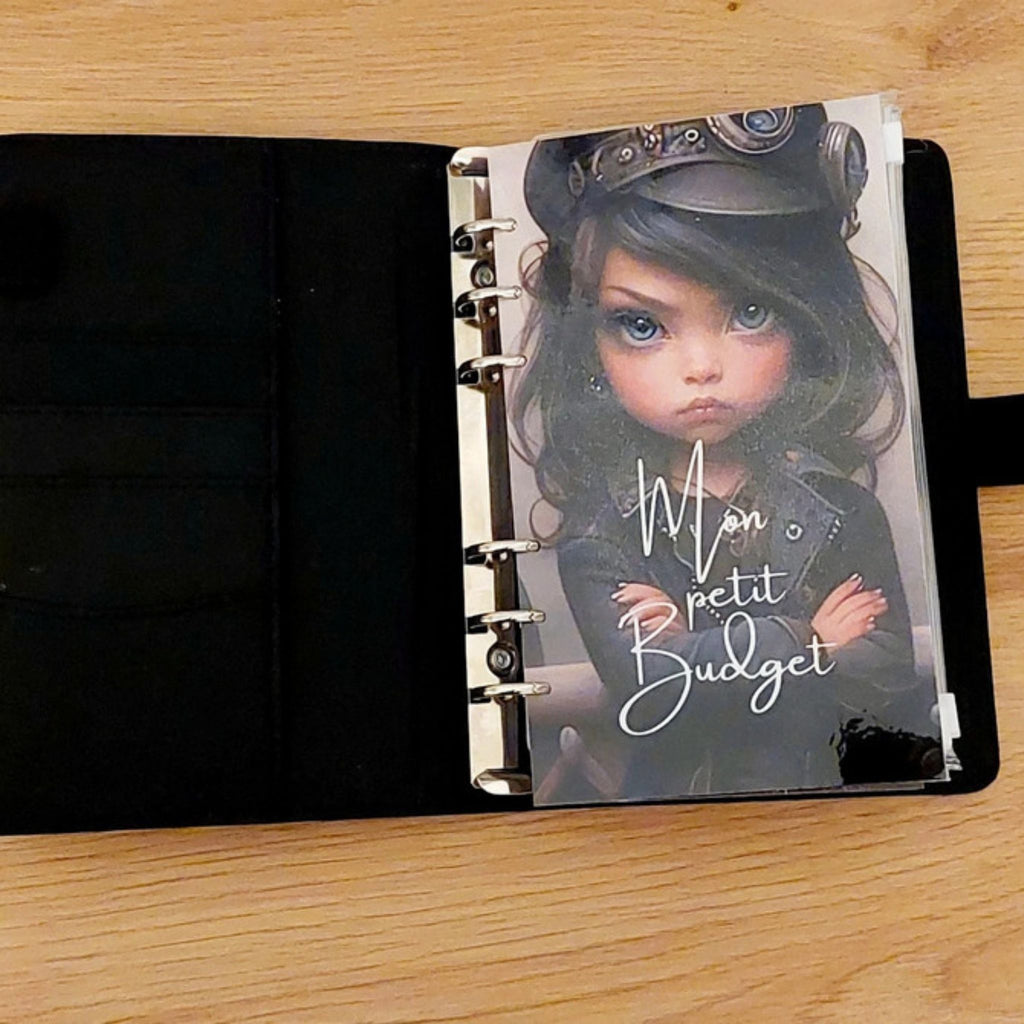 🎸 Classeur de Budget Complet "baby doll " – Noir Intense (A6) (Copie)